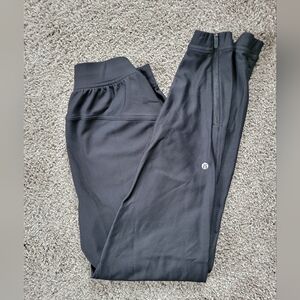 Lululemon Adapted State Joggers Size 2 High Rise 28" Black